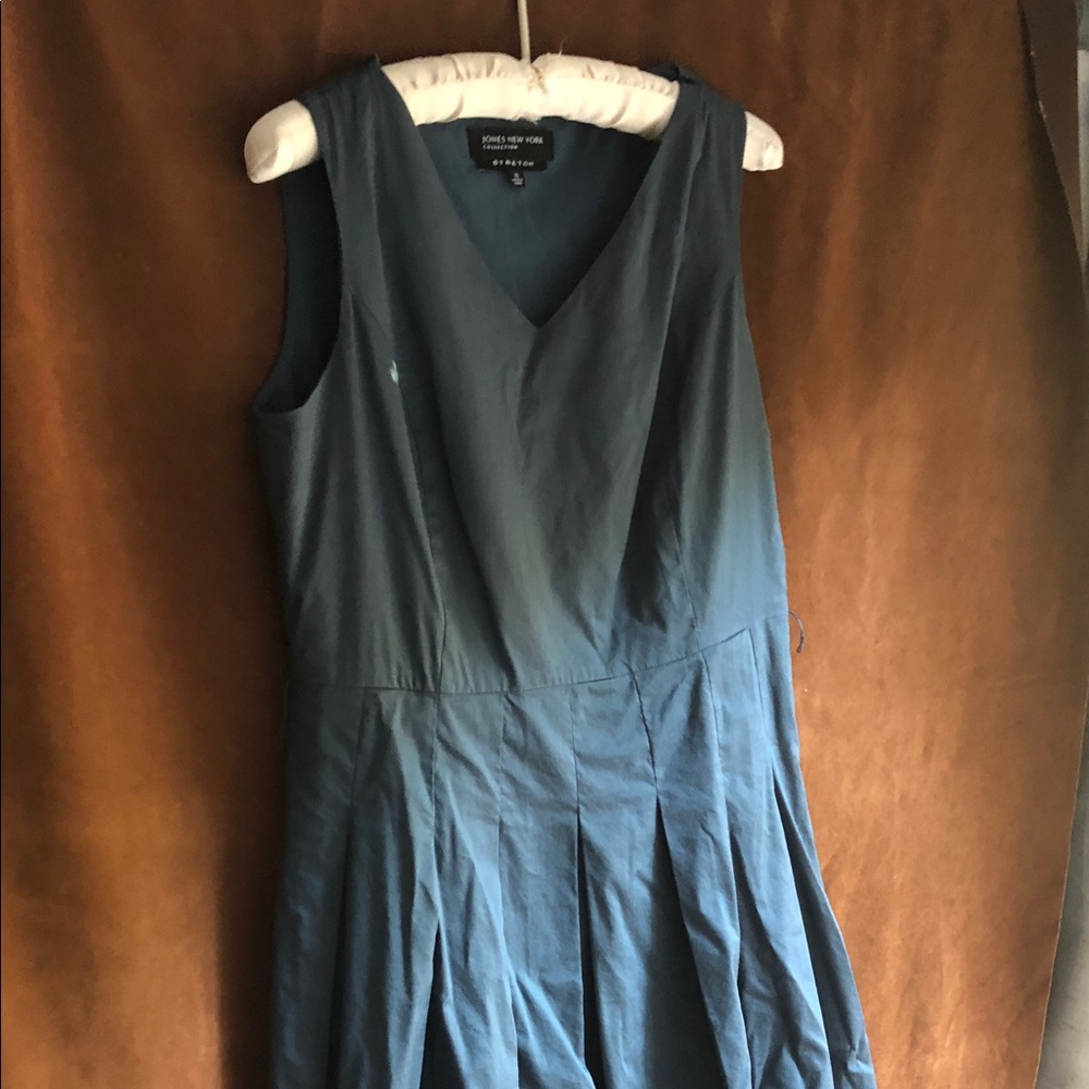 Jones New York Teal V-Neck Pleated Midi Dress